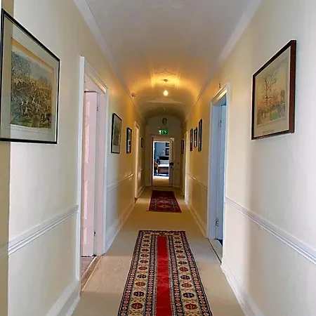 Ash Hill فندق مبيت وإفطار 4*