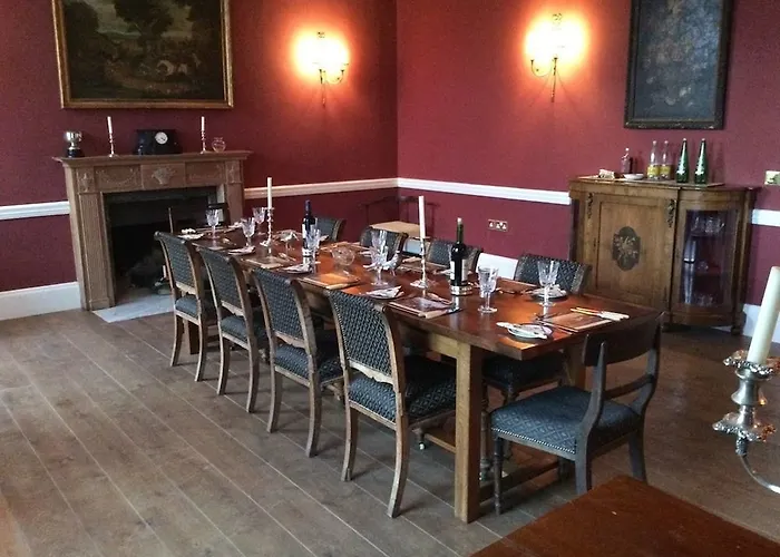 Ash Hill Bed & Breakfast 4*